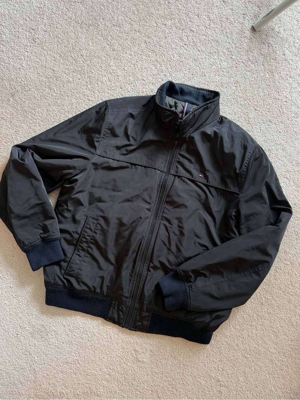 Tommy Hilfiger Men's Black Zip-Front quilted Jacket Size L.